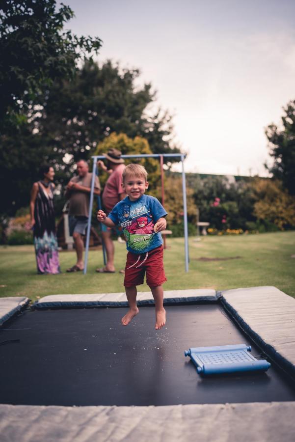 Green Lantern Inn Van Reenen Bagian luar foto